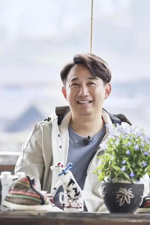 边走边唱》,《夜半歌声》,《人间四月天》,《橘子红了》,《似水年华》