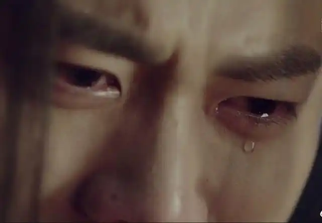 古装男神落泪瞬间:肖战心疼,罗云熙绝美,任嘉伦心碎