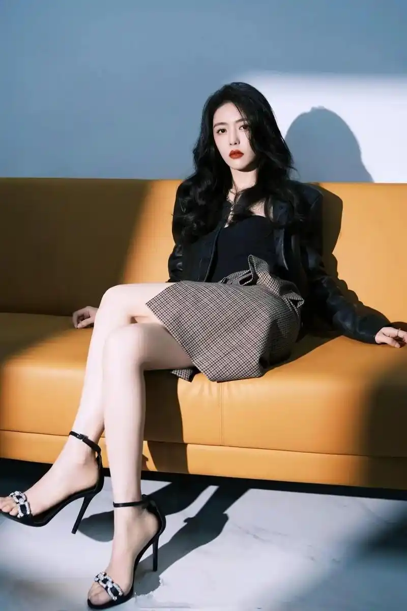 大长腿 #完美身材 #蔡文静 大长腿 美腿女神 蔡文静@我 - 抖音