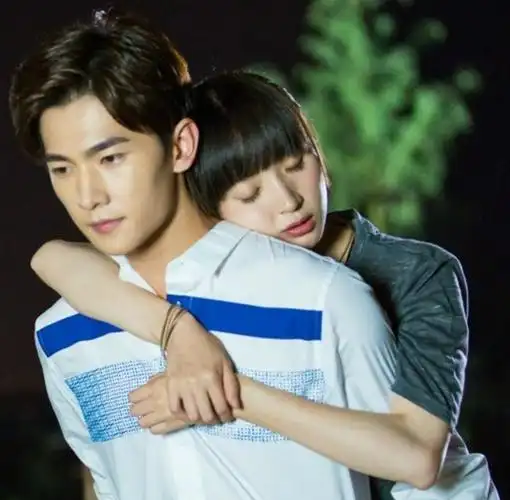 【图】旋风少女胡冰卿杨洋吻戏剧透 杨洋高颜值引发尖叫