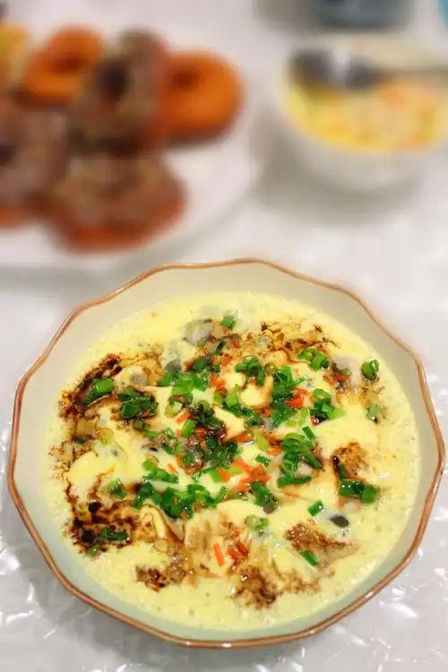 蒸墨鱼蛋:鲜糯美味的下八珍,海边人的小幸福