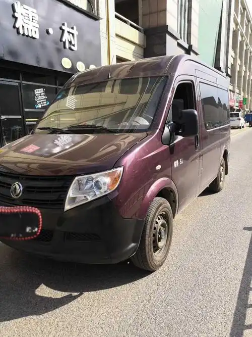 出售一辆东风御风柴油车