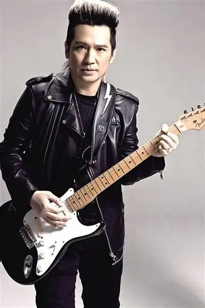 叶世荣宣扬黄家驹被质疑 斥港媒不懂善心