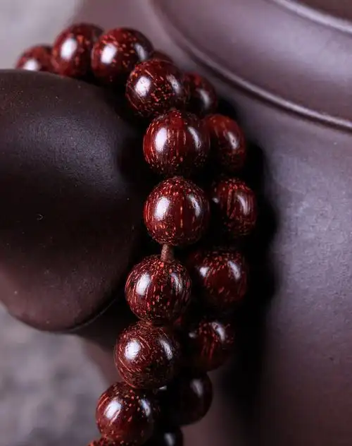 小叶紫檀手串6mm顺纹满牛毛纹