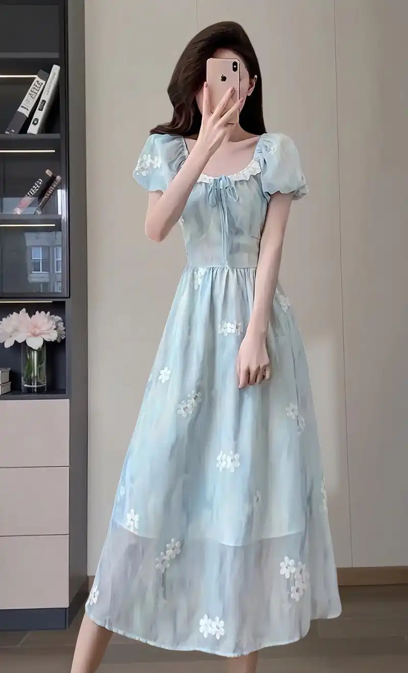 小个子夏天这样穿清新又甜美!姐妹们,夏