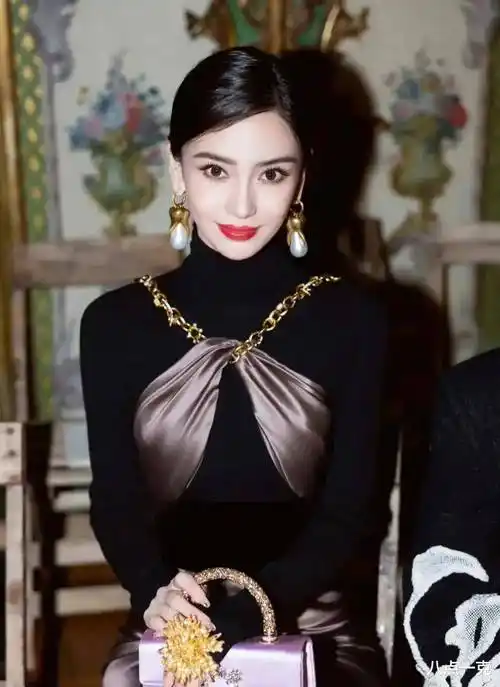 圈内好友避之不及,频繁试水遭到网友强烈抵制_杨幂_祝福_生日