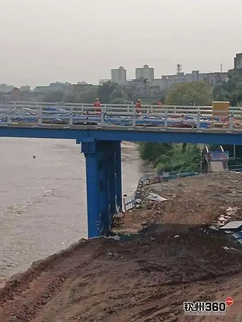 关注一桥保通桥最新进度钢架部分已经合拢了