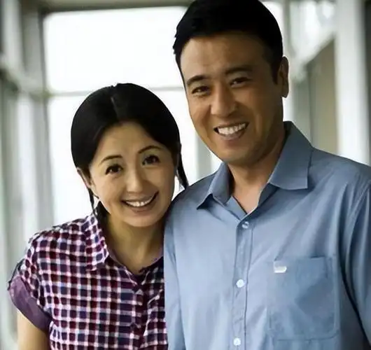 于和伟的老婆原来是她还没结婚就尽孝直到现在还是恩爱如初