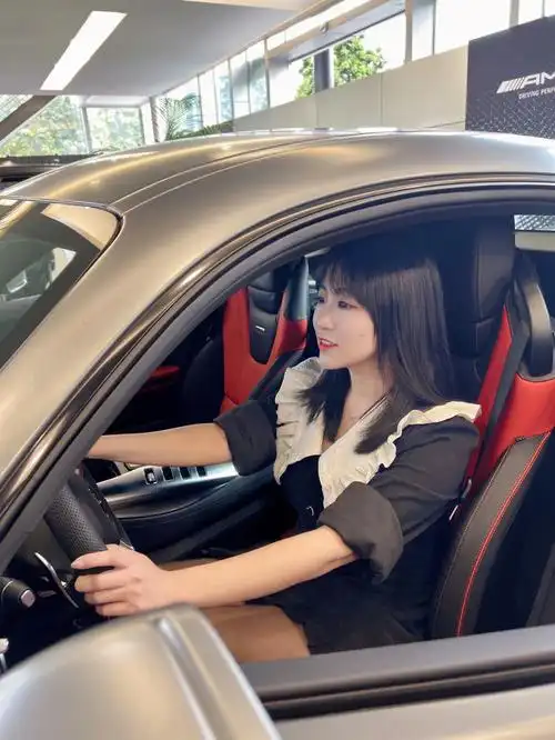 奔驰女孩纸30w左右的车车如何选