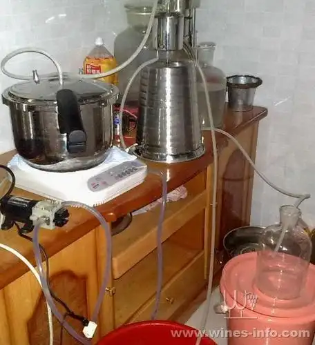 几款蒸馏器介绍及其原理详解