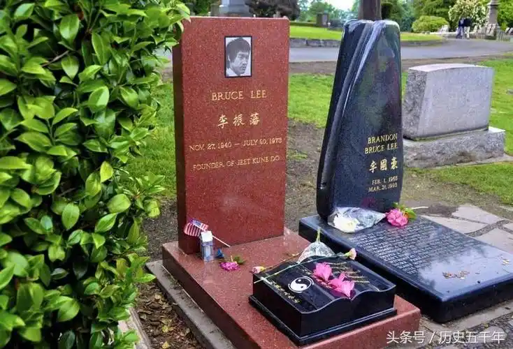 直击明星墓地场景,"黛玉"温婉,翁美玲独特,姚贝娜让人看了心疼