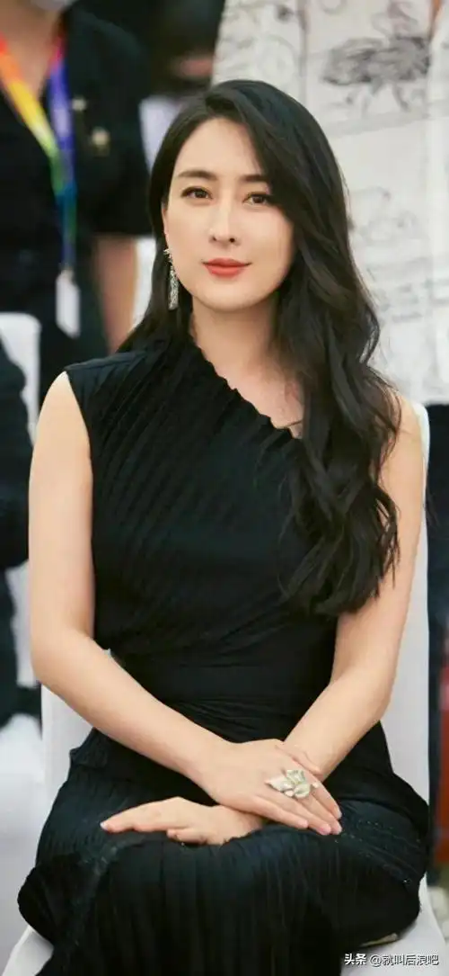 "马大漂亮""霸屏女神"——马苏个人资料