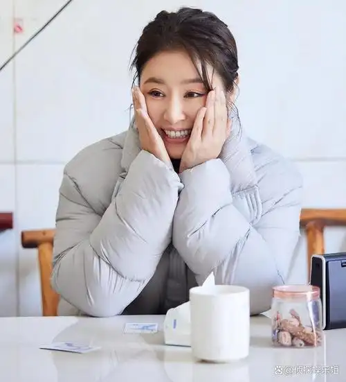 巴塞罗那街头偶遇林心如拍摄岁月痕迹明显要幸福下去哦