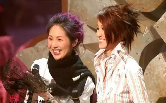 港乐天后杨千嬅少见诉苦,被网暴有家难回的五年