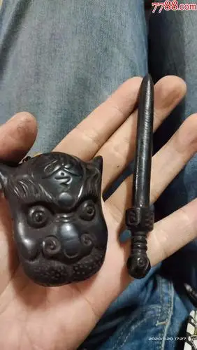 保证天然牛角,纯手工雕刻道教辟邪法器,两个是一起的一套的价格