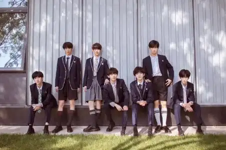 摄影师分享时代少年团校园风写真花絮