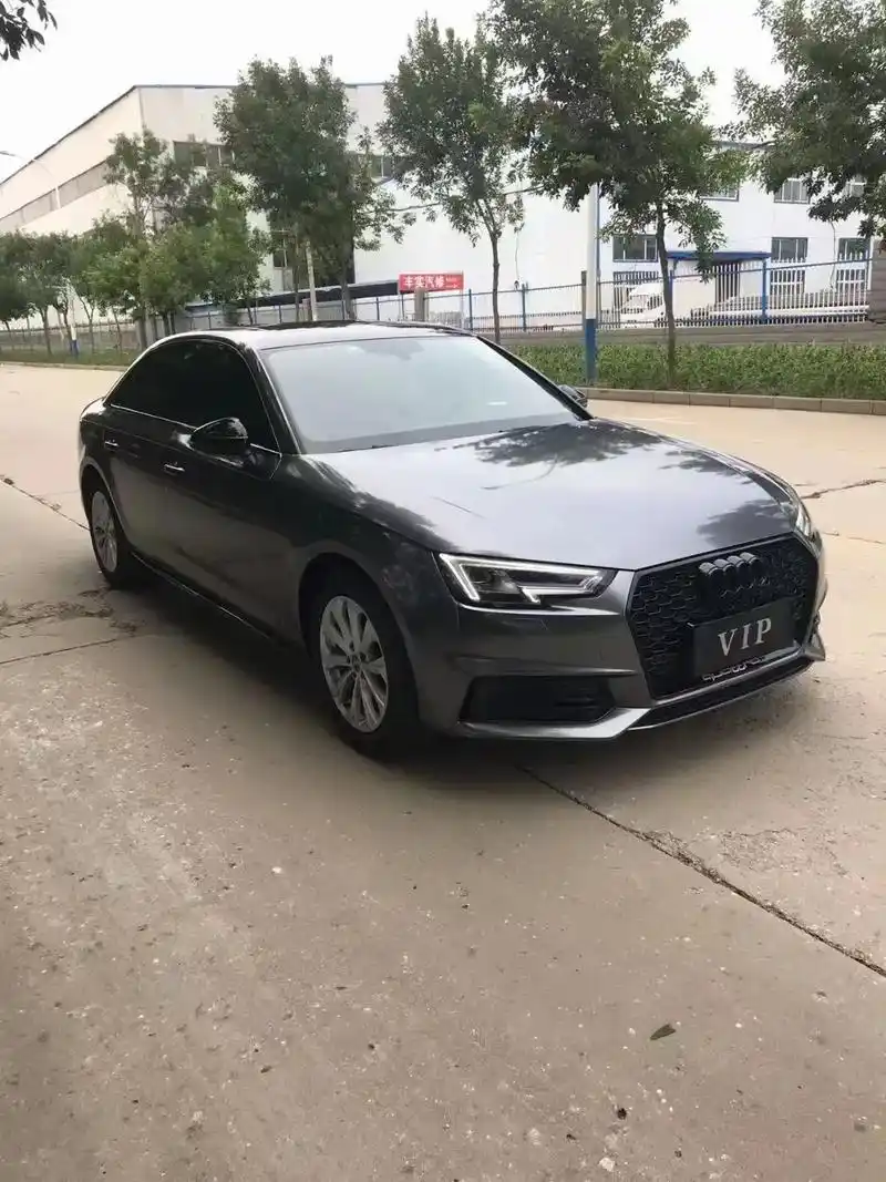 19年10月奥迪a4,全车原漆,原车白色.19年10月奥迪a - 抖音