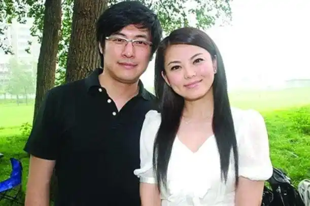 离婚不意外李湘早就带不动王岳伦了