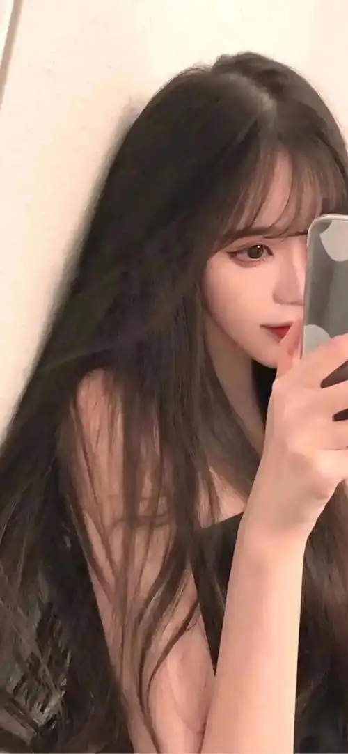 气质美女模特性感时尚长腿女孩泳装漂亮小姐姐美背美臀潇洒霸气长发