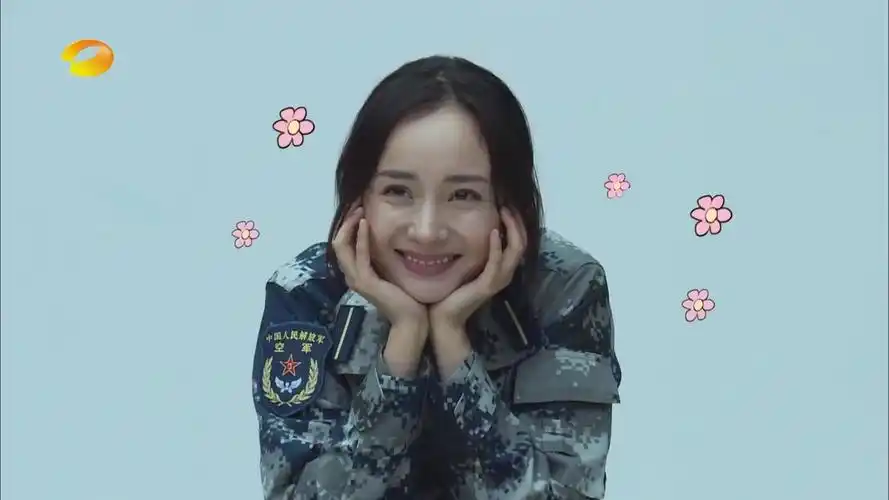 杨幂被小威威班长夸奖