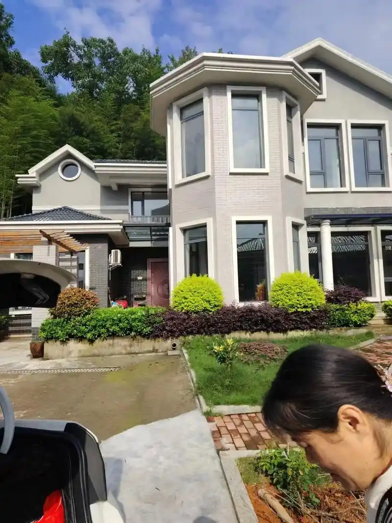 精细卫生保洁 #别墅豪宅 #空气清新环境优美 #实景