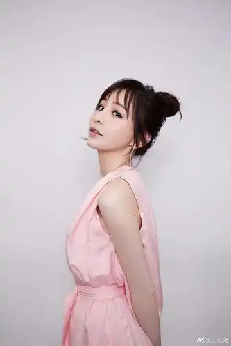 【更新:有生之年系列,王心凌的无刘海照】【终于找到正脸,右脸照】