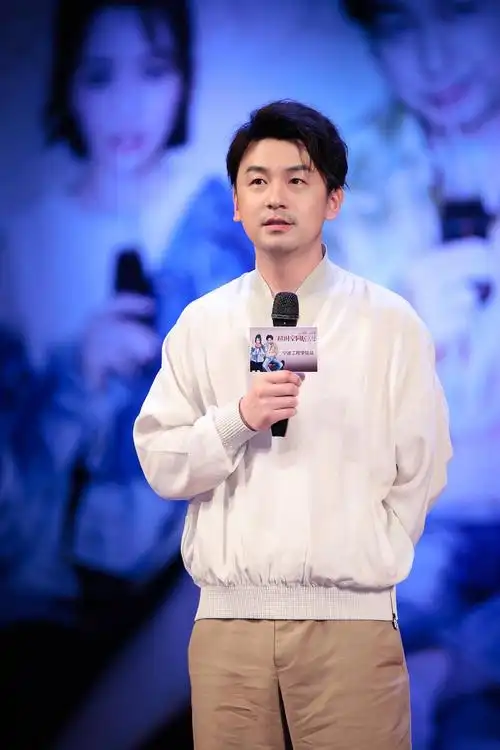 审美高级雷佳音的相册-雷佳音