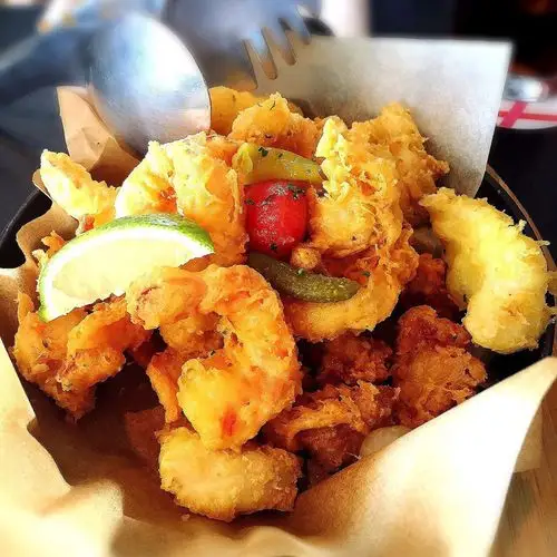 豪华酥炸拼盘 nt$ 530