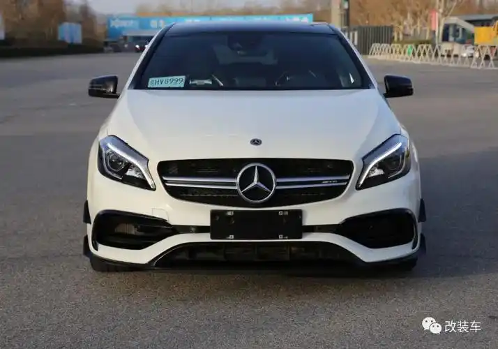 花27万打造的奔驰amg a45,外表看上去却平平无奇?