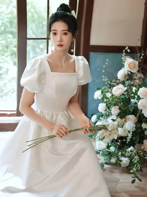 泡泡袖法式白色洋装小晚礼服女平时可穿领证小礼裙生日宴会晚礼服