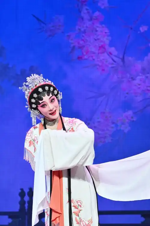 《牡丹亭》剧照.薛才焕 摄