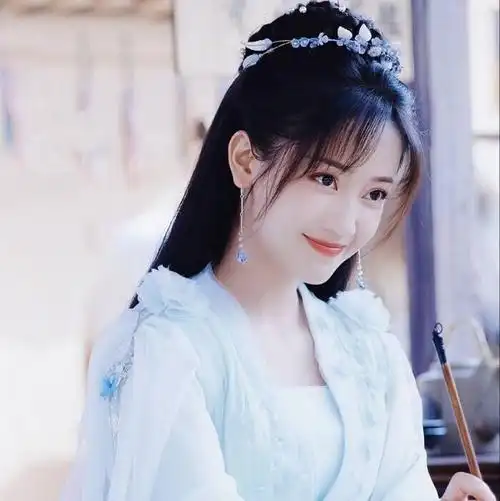 绝世千金《绝世千金》原创龚俊《绝世千金2》来啦,女主郑湫泓又甜又灵