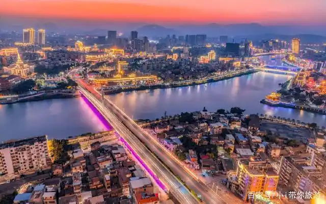 福建人均gdp第一的城市,旅游业发达环境好,福州:差距变大了