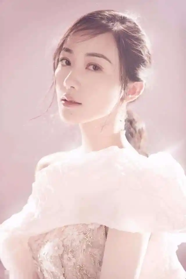 韩雪爷爷奶奶合照首曝光,网友大吃一惊,这才是真正的大佬