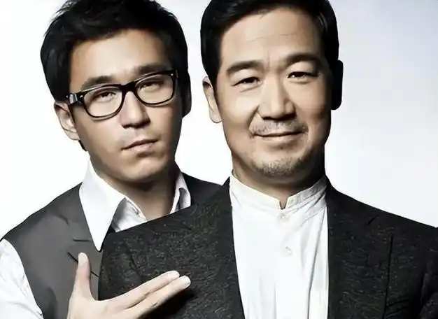 前夫是张国立儿子是张默而她却是一个单身36年的可怜母亲