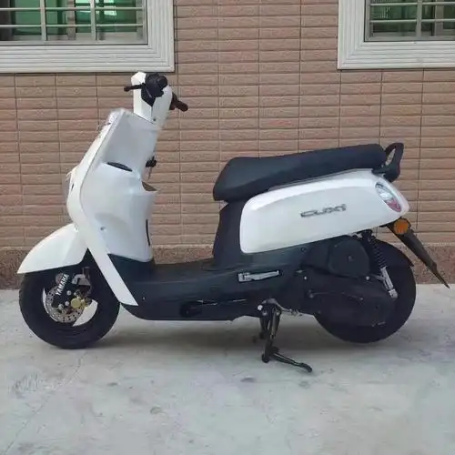 雅马哈酷奇摩托车车况靓靓有需要的私我微djr8666666