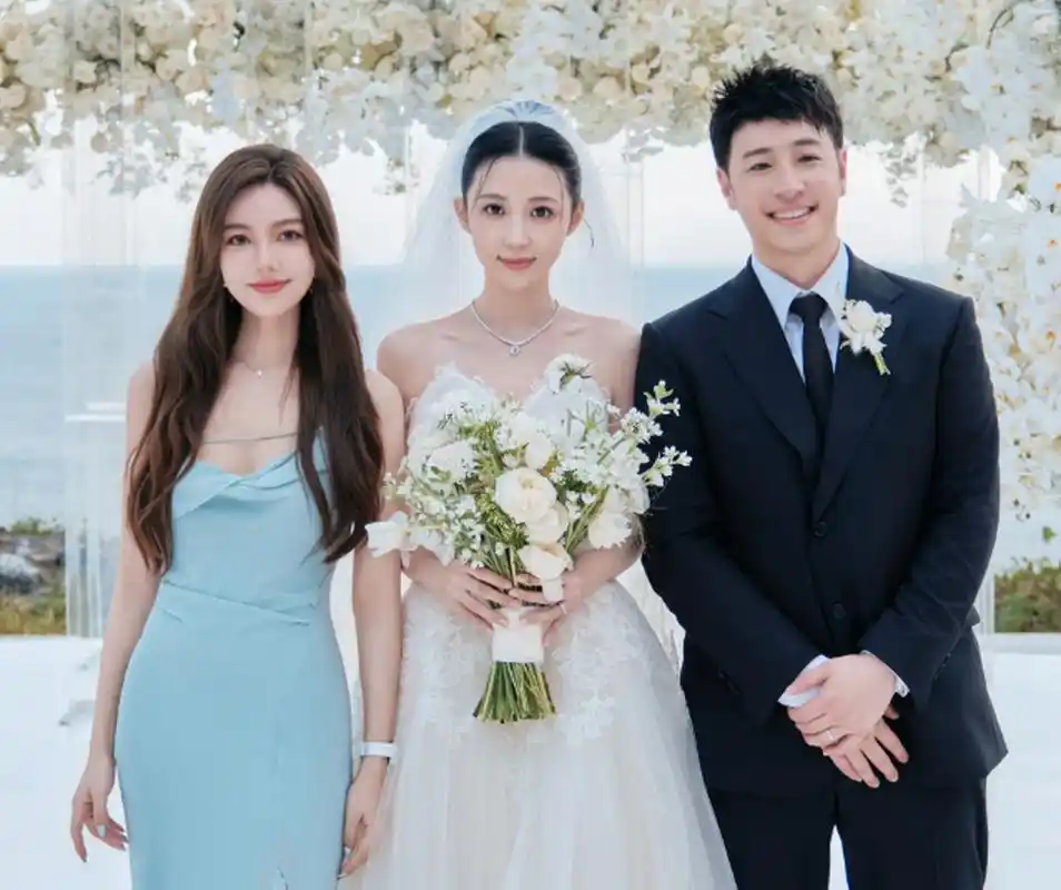 潘玮柏婚礼地点位于乌鲁瓦图阿丽拉别墅酒店,住一晚需4万元台币(折合