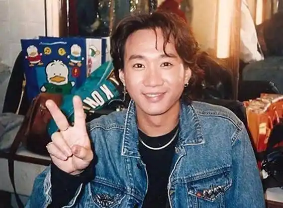 27年过去了,那个叫做黄家驹的男人凭什么还让我们怀念?