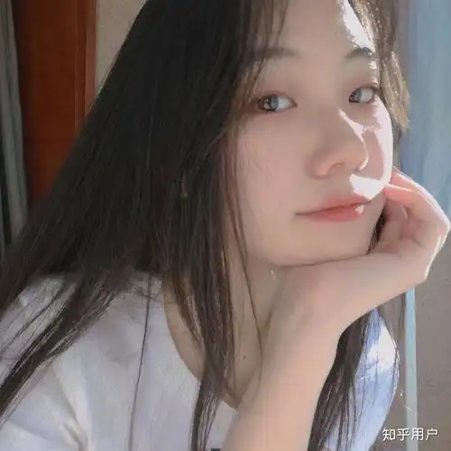 不开滤镜和美颜不要粉底的纯素颜女生会有多好看