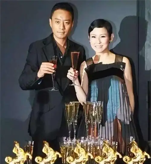 张涵予:泪奔!44岁才成名,60岁感叹老婆还是原配的最棒