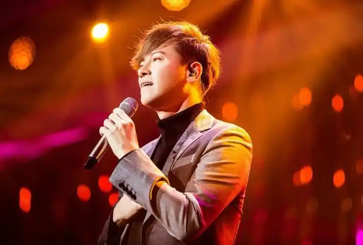 李圣杰:出道十八年,甚至不如在周杰伦演唱会上的一分钟