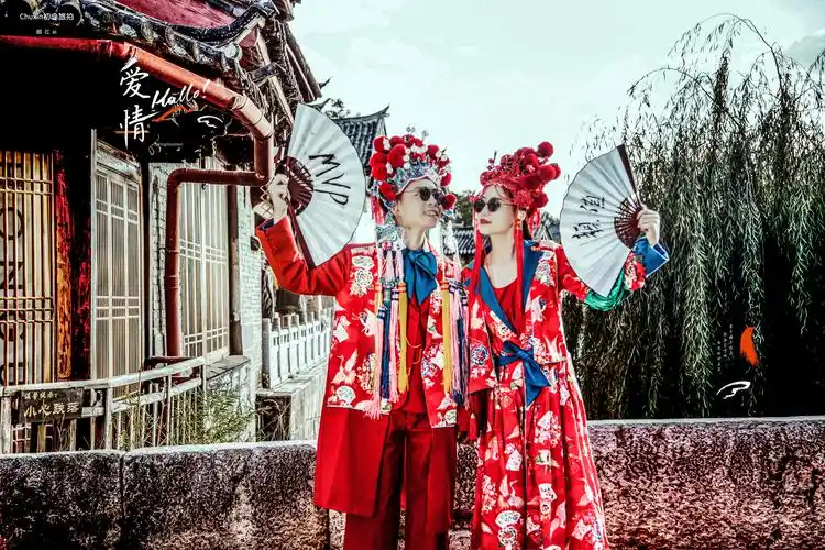 婚纱照必拍风格国潮风系列引领中国心