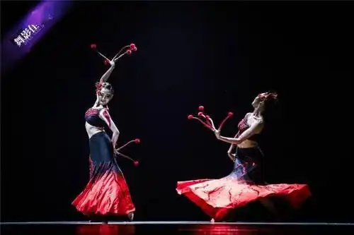 民族民间舞曼珠沙华傣族长甲舞