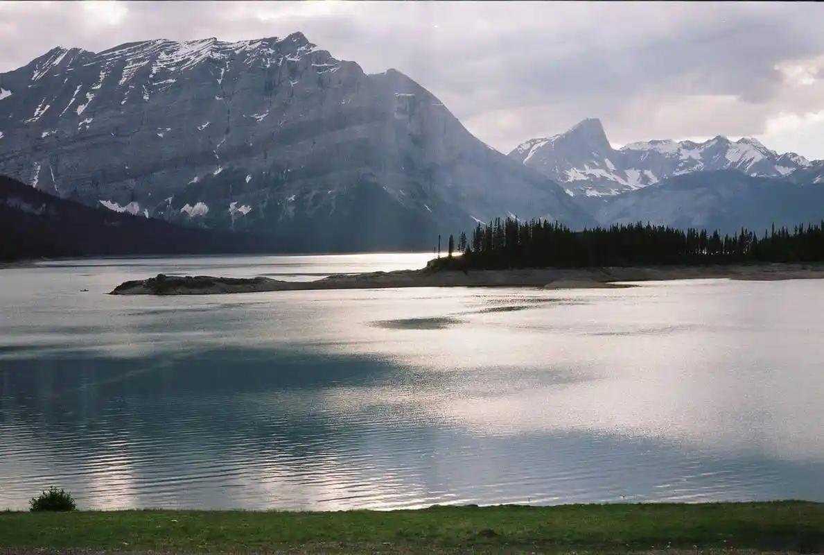 李安从这个酒店望出去然后拍了断背山