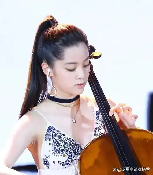 天才大提琴少女欧阳娜娜,为何在娱乐圈碰壁演技?