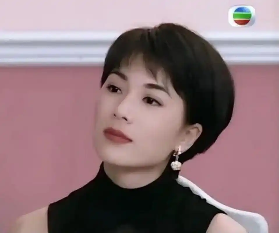 香港第二好看的短发女明星—— 张可颐   tvb花旦里,张可颐,袁洁莹的
