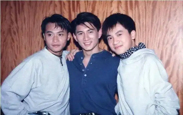 "小虎队"原本有四人,第四位曾比苏有朋还火,今却比陈志朋还惨_网易