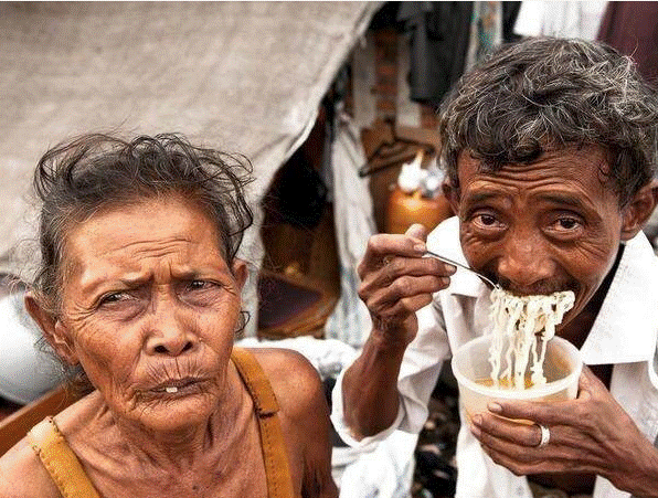 世界上最"虚荣"的国家,白天穿金戴银很体面,却住茅房吃不饱饭