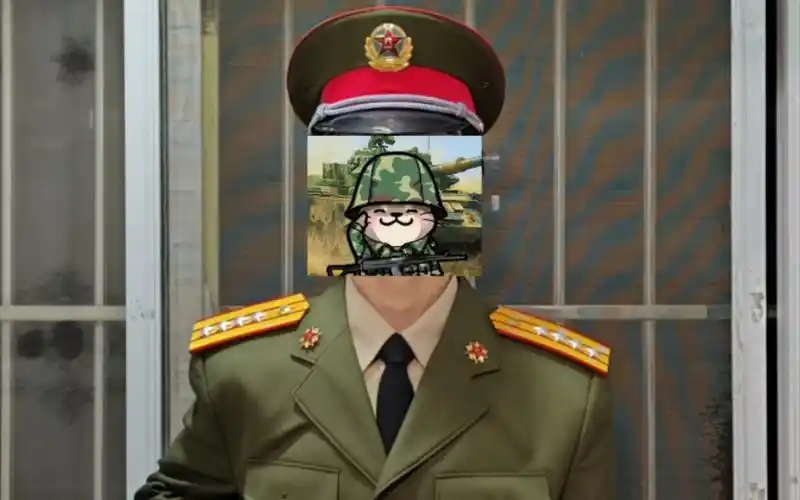 87式陆军干部夏常服,配的是黄米衬衫