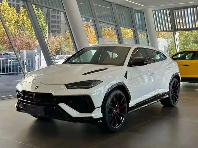 兰博基尼urus野牛报价  价格优惠 展厅现车齐全